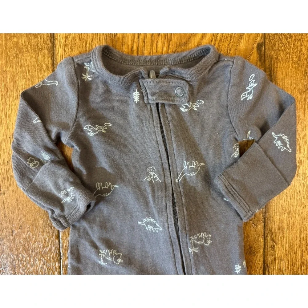 Carters Baby Boy Preemie Outfit One Piece Romper Footless Clothes Gray Dinosaur - Picture 2 of 6